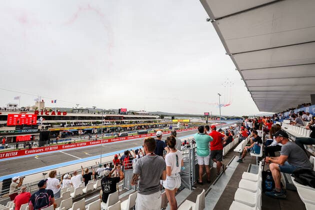 French patrol during the Formula 1 Emirates Grand Prix de France 2021, 7th round of the 2021 FIA Formula One World Championship, WM, Weltmeisterschaft from June 18 to 20, 2021 on the Circuit Paul Ricard, in Le Castellet, France FORMULE 1 : Grand Prix de France - Circuit Paul-Ricard - Le Castellet - 20 06 2021 DPPI Panoramic  6MDM6862