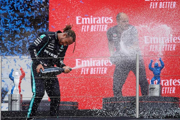 F1 Grand Prix of France Lewis Hamilton of Great Britain and the (44) Mercedes AMG Petronas F1 Team in the podium after the F1 Grand Prix of France at Circuit Paul Ricard on June 27, 2021 in Le Castellet, France. Le Castellet France breton-f1grandp210620_npfuR  Copyright: xJosexBretonx