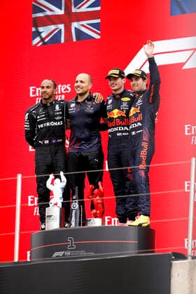44 Lewis Hamilton (GBR, Mercedes-AMG Petronas F1 Team), Gianpiero Lambiase (Red Bull Racing), 33 Max Verstappen (NED, Red Bull Racing), 11 Sergio Perez (MEX, Red Bull Racing), F1 Grand Prix of France at Circuit Paul Ricard on June 20, 2021 in Le Castellet, France. (Photo by HOCH ZWEI) Le Castellet France