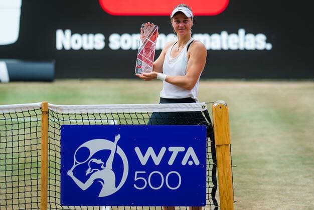 Mandatory Credit: Photo by Rob Prange Shutterstock (12072943aq) Liudmilla Samsonova of Russia with the champions trophy after winning the final of the 2021 bett1open WTA, Tennis Damen 500 tennis tournament bett1open Tournament, Tennis, Berlin, Germany - 20 Jun 2021 bett1open Tournament, Tennis, Berlin, Germany - 20 Jun 2021  Copyright: xRobxPrange Shutterstockx 12072943aq