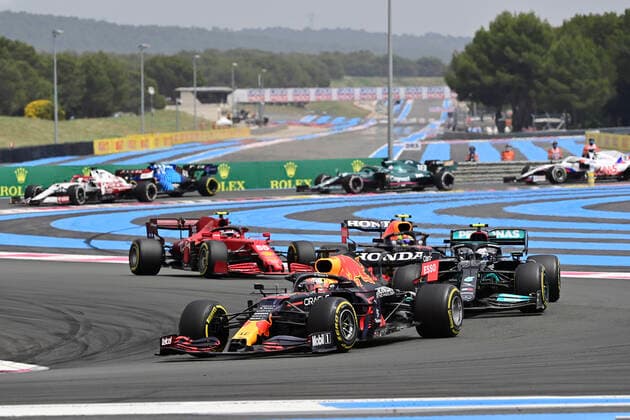33 Max Verstappen (NED, Red Bull Racing), 77 Valtteri Bottas (FIN, Mercedes-AMG Petronas F1 Team), F1 Grand Prix of France at Circuit Paul Ricard on June 20, 2021 in Le Castellet, France. (Photo by HOCH ZWEI) Le Castellet France