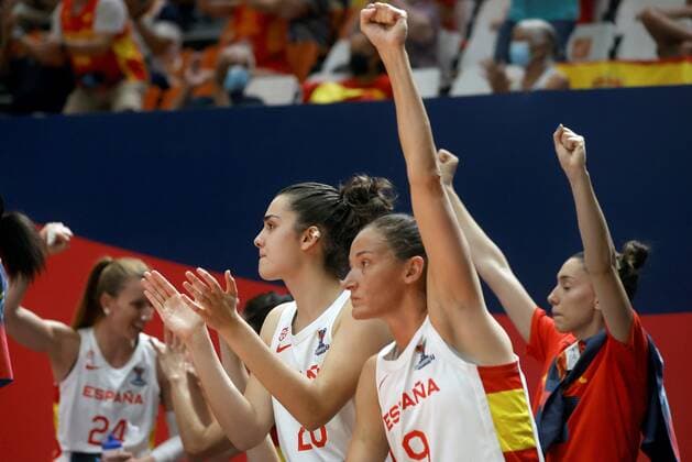Spain s players react during the national teams Women Eurobasket 2021 group A match between Spain and Slovakia at San Luis pavilion in Valencia, eastern Spain, 20 June 2021. Spain - Slovakia !ACHTUNG: NUR REDAKTIONELLE NUTZUNG!  Copyright: xKaixFörsterlingx GRAFCVA6272 20210620-637598210906085086