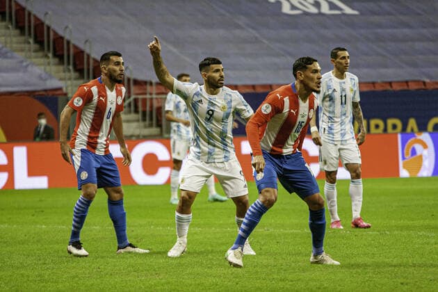 June 21, 2021, Brasilia, Federal District, Brazil: Gustavo Gomez during soccer match between Argentina and Paraguay, valid for 3rd round of Copa America, held at Mane Garrincha stadium, in Brasilia, Federal District, on Monday night (21).  Copyright: xLecoxVianax