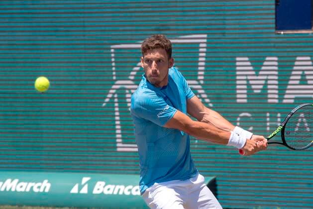 Spanish tennis player Pablo Carreno hits the ball against Czech Jiri Vesely during their Mallorca Championships ATP, Tennis Herren 250 tennis tournament s round of 16 game at Mallorca Country Club in Santa Ponca, Majorca island, eastern Spain, 23 June 2021. Mallorca Championships ATP 250 tennis tournament !ACHTUNG: NUR REDAKTIONELLE NUTZUNG!  Copyright: xATIENZAx GRAF6463 20210623-ea8494fda5059fe2734661d6e287593eb0661edc