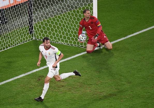 Sport Themen der Woche KW25 23.06.2021, xjhx, Fussball Europameisterschaft 2020 Gruppe F, Deutschland - Ungarn emspor, v.l. Adam Szalai (Ungarn Hungary) erzielt das Tor zum scores the Goal 0:1 Manuel Neuer (Deutsche Fussball Nationalmannschaft DFB) Muenchen