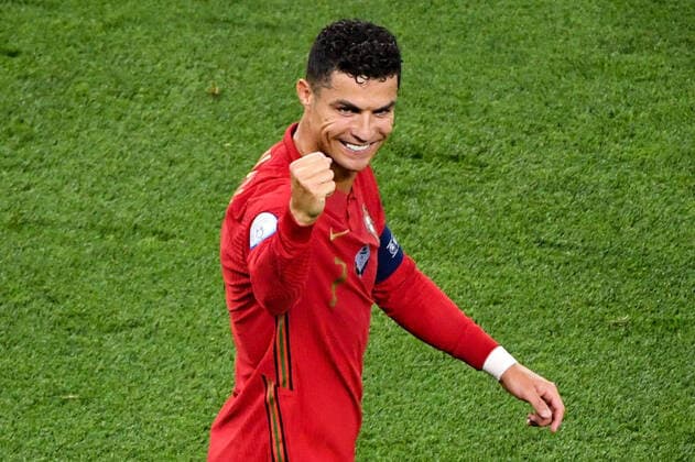 JOIE - FAIR PLAY - 07 CRISTIANO RONALDO (POR) FOOTBALL : Portugal vs France - UEFA EURO, EM, Europameisterschaft,Fussball 2020 - 23 06 2021 AnthonyBIBARD FEP Panoramic 