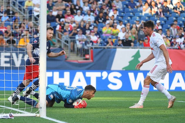 June 23, 2021: New England Revolution goalkeeper Matt Turner (30) makes a save during the MLS, Fussball Herren, USA game between New York Red Bulls and the New England Revolution held at Gillette Stadium in Foxborough Massachusetts. CSM Foxborough USA - ZUMAc04_ 20210623_zaf_c04_040 Copyright: xEricxCanhax