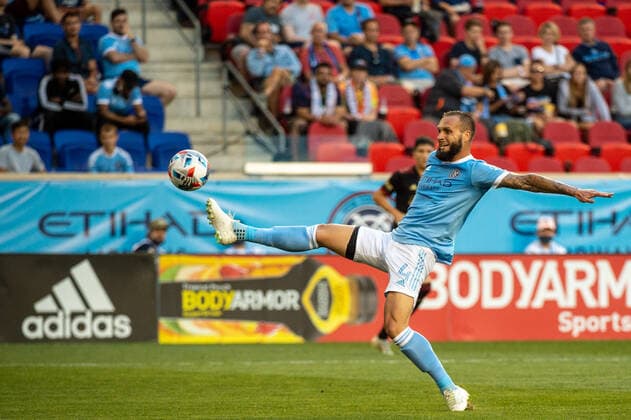 June 23, 2021, Harrison, NJ, US: New York City FC defender MAXIME CHANOT 4 jumps to block a cross during a regular season game at Red Bull Arena in Harrison, NJ. New York City FC defeats Atlanta United 1-0 Harrison US - ZUMAs192 20210623_zap_s192_019 Copyright: xMarkxSmithx