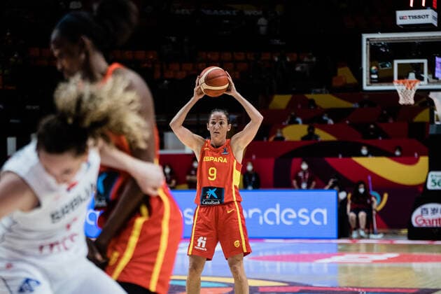 Spain v Serbia - Women s EuroBasket 2021 Laia Palau of Spain in action during the Women s EuroBasket 2021 quarter-finals match played between Spain and Serbia at Fuente de Sant Luis pavilion on June 23, 2021 in Valencia, Spain. Valencia Valencia Spain reinorenon-spainvse210623_np6RL  Copyright: xJonxImanolxReinox
