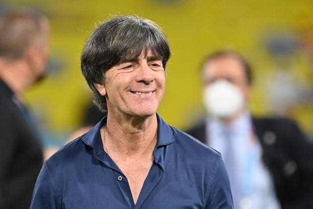 Bundestrainer Joachim Jogi LOEW,LÖW (GER), lacht,lachen,lachend,optimistisch,gutgelaunt nach Spielende,Einzelbild,angeschnittenes Einzelmotiv,Portraet,Portrait,Porträt, Gruppenphase, Vorrunde Gruppe F, Spiel M36, Deutschland (GER) - Ungarn (HUN) 2-2, am 23.06.2021 in Muenchen Deutschland, Fussball Arena (Alliianz Arena). Fussball EM 2020 vom 11.06.2021-11.07.2021.