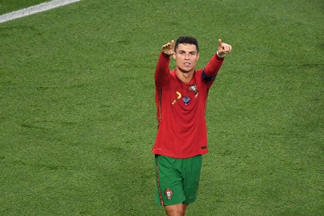 07 CRISTIANO RONALDO (POR) - JOIE - FAIR PLAY FOOTBALL : Portugal vs France - UEFA EURO, EM, Europameisterschaft,Fussball 2020 - 23 06 2021 AnthonyBIBARD FEP Panoramic 