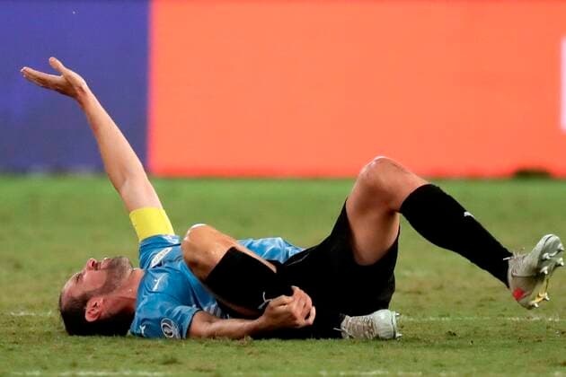 Diego Godin from Uruguay complains today, during a match for Group A of the Copa America at the Arena Pantanal stadium in Cuiaba, Brazil, 24 June 2021. Bolivia - Uruguay !ACHTUNG: NUR REDAKTIONELLE NUTZUNG!  Copyright: xRaulxMartinezx AME8304 20210624-fde2e35ae1952e675fde539d302b6751da5cdc18