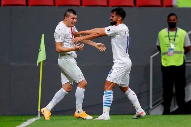 Paraguay s Braian Samudio (L) celebrates with his teammate Alberto Espinola after scoring against Chile, during a match for Group A of the Copa America at the Mane Garrincha Stadium in Brasilia, Brazil, 24 June 2021. Chile - Paraguay !ACHTUNG: NUR REDAKTIONELLE NUTZUNG!  Copyright: xFernandoxBizerraxJrx AMDEP5427 20210625-8700943adaaa353fa7697c1be16ee55c81d30db2
