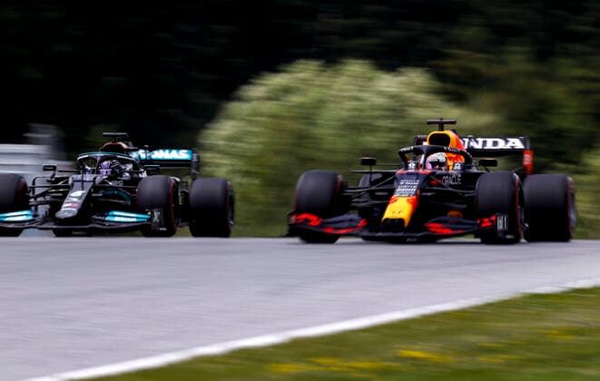 44 Lewis Hamilton (GBR, Mercedes-AMG Petronas F1 Team), 33 Max Verstappen (NED, Red Bull Racing), F1 Grand Prix of Styria at Red Bull Ring on June 25, 2021 in Spielberg, Austria. (Photo by HOCH ZWEI) Spielberg Austria
