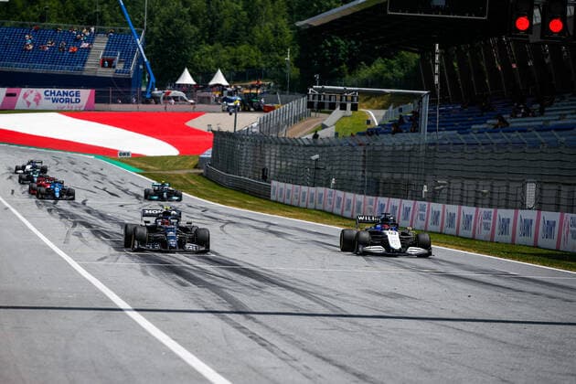 10 GASLY Pierre (fra), Scuderia AlphaTauri Honda AT02, 63 RUSSELL George (gbr), Williams Racing F1 FW43B, action during the Formula 1 Grosser Preis Der Steiermark 2021, 2021 Styrian Grand Prix, 8th round of the 2021 FIA Formula One World Championship, WM, Weltmeisterschaft from June 25 to 27, 2021 on the Red Bull Ring, in Spielberg, Austria - FORMULE 1 : Grand prix de Styrie - Spielberg - 25 06 2021 DPPI PANORAMIC 20210625_GOODEN__GDN8747
