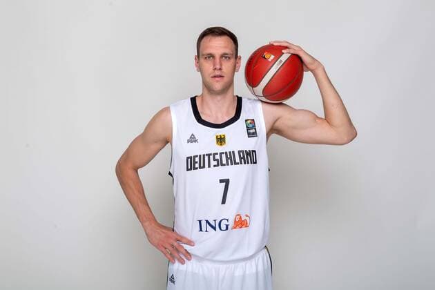 Basketball Leimen 22.06.2021 Deutsche Herren Nationalmannschaft Deutschland (GER) Fotoshooting Johannes Voigtmann (Deutschland, No.07)