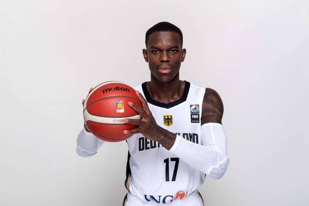 Basketball Leimen 22.06.2021 Deutsche Herren Nationalmannschaft Deutschland (GER) Fotoshooting Dennis Schröder Schroeder (Deutschland, No.17) Schröder Schroder
