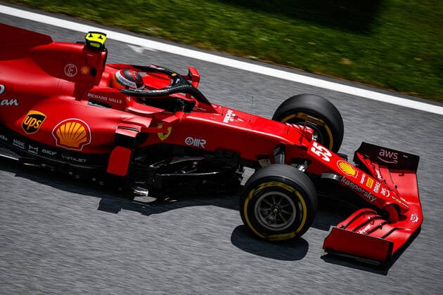 SAINZ Carlos (spa), Scuderia Ferrari SF21, action during the Formula 1 Grosser Preis Der Steiermark 2021, 2021 Styrian Grand Prix, 8th round of the 2021 FIA Formula One World Championship, WM, Weltmeisterschaft from June 25 to 27, 2021 on the Red Bull Ring, in Spielberg, Austria - FORMULE 1 : Grand prix de Styrie - Essais - Spielberg - 26 06 2021 DPPI Panoramic 