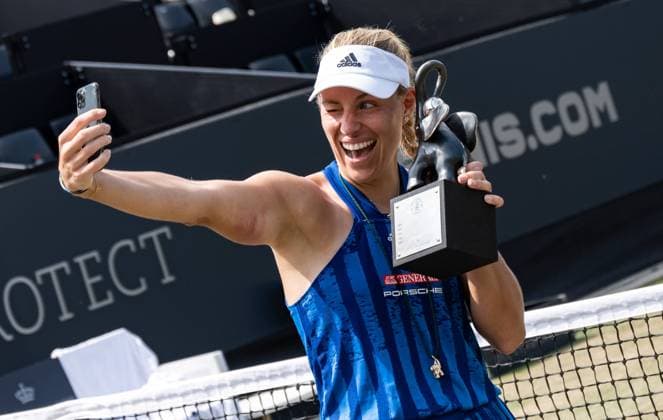 Bilder des Jahres 2021, Sport 06 Juni Sport Themen der Woche KW25 Sport Bilder des Tages 2021 WTA, Tennis Damen Bad Homburg Open Angelique Kerber (GER) wins final against Katerina Siniakova (CZE) Photo: Sportfoto Zimmer Daniel Maurer *** 2021 WTA Bad Homburg Open Angelique Kerber GER wins final against Katerina Siniakova CZE Photo Sportfoto Zimmer Daniel Maurer