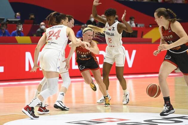 VALENCIA, SPAIN - JUNE 26: Yvonne Anderson of Serbia and Julie Van Loo of Belgium pictured during FIBA Women s Eurobasket match between Belgium and Serbia semi finals on june 26, 2021 in Valencia ,Spain 26 06 2021 BASKET BALL FEMININ : Belgique vs Serbie - FIBA Women s Eurobasket - 1 2 - Valence - 26 06 2021 PhotoNews Panoramic 