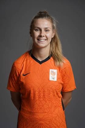 ERMELO - Portrait of Victoria Pelova of the Dutch women s national football team, in the shirt for the Olympic Games, Olympische Spiele, Olympia, OS ANP ROY LAZET xVIxANPxSportx xxANPxIVx