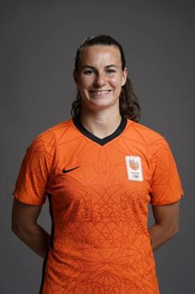 ERMELO - Portrait of Renate Jansen of the Dutch women s football team, in the shirt for the Olympic Games, Olympische Spiele, Olympia, OS ANP ROY LAZET xVIxANPxSportx xxANPxIVx