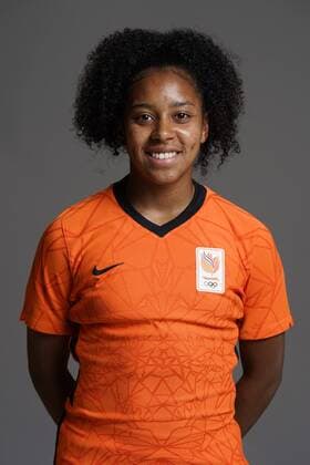ERMELO - Portrait of Ashleigh van Weerden of the Dutch women s national football team, in the shirt for the Olympic Games, Olympische Spiele, Olympia, OS ANP ROY LAZET xVIxANPxSportx xxANPxIVx