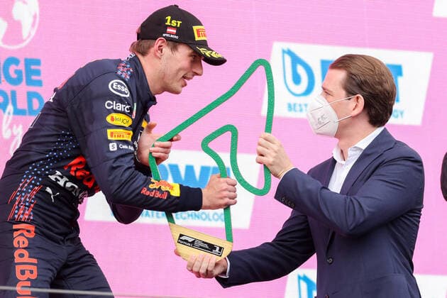 Formula 1 - GP of Styria 2021 SPIELBERG,AUSTRIA,27.JUN.21 - MOTORSPORTS, FORMULA 1 - Grand Prix of Styria, Red Bull Ring. Image shows Max Verstappen (NED Red Bull Racing) and chancellor Sebastian Kurz (Austria). Keywords: trophy.  GEPAxpictures xChristianxWalgram