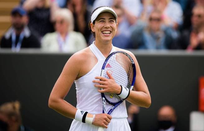Sport Bilder des Tages Mandatory Credit: Photo by Rob Prange Shutterstock (12172261bc) Garbine Muguruza of Spain in action during the first round of the 2021 Wimbledon Championships Grand Slam tennis tournament Wimbledon Tennis Championships, Day 1, The All England Lawn Tennis and Croquet Club, London, UK - 28 Jun 2021 Wimbledon Tennis Championships, Day 1, The All England Lawn Tennis and Croquet Club, London, UK - 28 Jun 2021  Copyright: xRobxPrange Shutterstockx 12172261bc