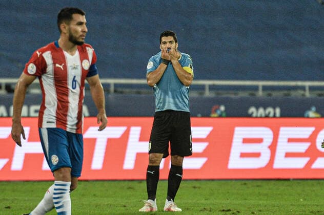 Uruguai x Paraguai RIO DE JANEIRO, RJ - 28.06.2021: URUGUAI X PARAGUAI - Luis Suárez during Uruguay x Paraguay, a match valid for the Copa America 2021, held at the Nilton Santos Stadium, located in the city of Rio de Janeiro, RJ, this Monday (28). (Photo: Nayra Halm Fotoarena) x2085767x  NayraxHalm