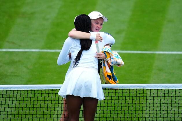 Mandatory Credit: Photo by Javier Garcia BPI Shutterstock (12173633lw) Coco Gauff celebrates victory in her first round match and is congratulated by Francesca Jones Wimbledon Tennis Championships, Day 2, The All England Lawn Tennis and Croquet Club, London, UK - 29 Jun 2021 Wimbledon Tennis Championships, Day 2, The All England Lawn Tennis and Croquet Club, London, UK - 29 Jun 2021  Copyright: xJavierxGarcia BPI Shutterstockx 12173633lw