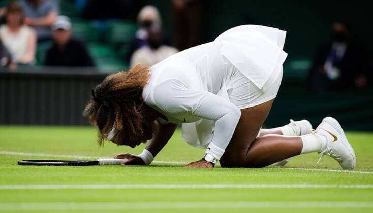 Mandatory Credit: Photo by Rob Prange Shutterstock (12173634fo) Serena Williams of the United States is forced to retire with injury from the first round of the 2021 Wimbledon Championships Grand Slam tennis tournament Wimbledon Tennis Championships, Day 2, The All England Lawn Tennis and Croquet Club, London, UK - 29 Jun 2021 Wimbledon Tennis Championships, Day 2, The All England Lawn Tennis and Croquet Club, London, UK - 29 Jun 2021  Copyright: xRobxPrange Shutterstockx 12173634fo