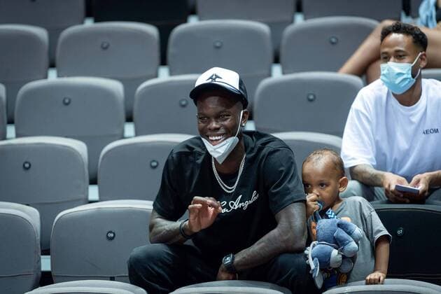 Basketball Split 29.06.2021 Olympia-Qualifikation FIBA Olympic Qualifying Tournament 2020 Gruppenphase, Gruppe A Deutschland (GER) - Mexiko (MEX) Dennis SchrËÜder Schroeder (Deutschland) mit Familie auf der TribÂ¸ne als Zuschauer hier mit seinem Sohn