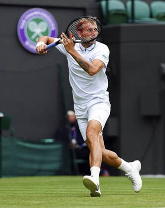 Mandatory Credit: Photo by Javier Garcia BPI Shutterstock (12189891ra) Dan Evans during his second round match Wimbledon Tennis Championships, Day 3, The All England Lawn Tennis and Croquet Club, London, UK - 30 Jun 2021 Wimbledon Tennis Championships, Day 3, The All England Lawn Tennis and Croquet Club, London, UK - 30 Jun 2021  Copyright: xJavierxGarcia BPI Shutterstockx 12189891ra