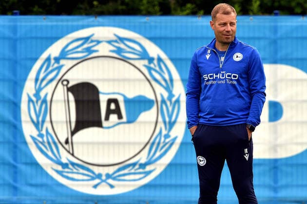 30-06-2021 pmk NE145560 Fussball Herren Bundesliga Saison 2021 2022 Trainingsgelaende Bielefeld Corona-Spieltag DSC Arminia Bielefeld Training Frank KRAMER -Trainer- Bielefeld