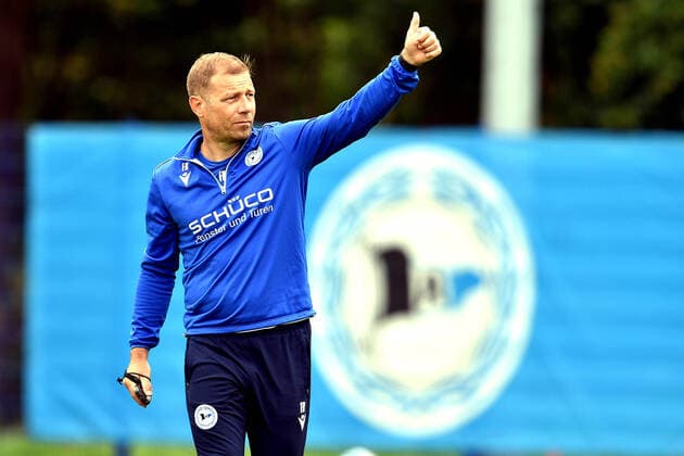 30-06-2021 pmk NE145672 Fussball Herren Bundesliga Saison 2021 2022 Trainingsgelaende Bielefeld Corona-Spieltag DSC Arminia Bielefeld Training Frank KRAMER -Trainer- Bielefeld