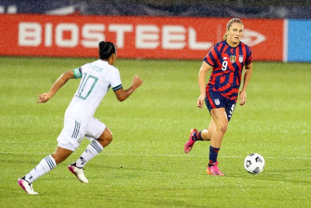 EAST HARTFORD, CT - JULY 01: United States midfielder Lindsey Horan (9) in action during an International Friendly, Länderspiel, Nationalmannschaft match between Mexico and United States on July 1 , 2021 at Pratt & Whitney Stadium at Rentschler Field in East Hartford, CT. (Photo by M. Anthony Nesmith Icon Sportswire) SOCCER: JUL 01 Women s - USA v Mexico Icon21070115