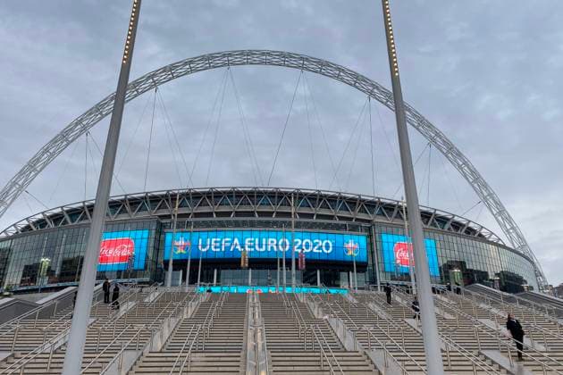 Aussenaufnahme Wembley Stadion,Uebersicht,Stadionuebersicht. Achtelfinale, Spiel M44, England (ENG) - Deutschland (GER) 2-0 am 29.06.2021 in London Wembley Stadion. Fussball EM 2020 vom 11.06.2021-11.07.2021.