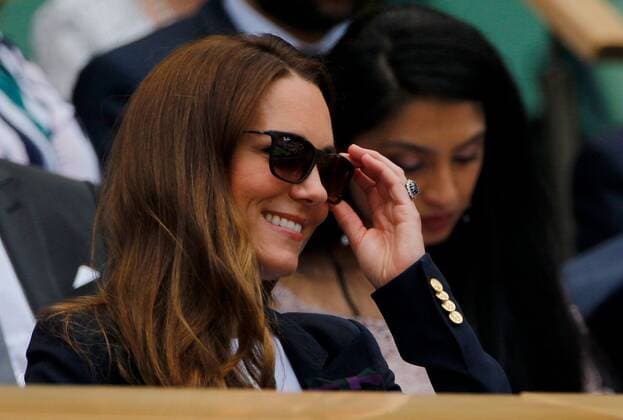 Mandatory Credit: Photo by Shutterstock (12193047d) Kate Middleton, HRH Duchess of Cambridge, watches from the Royal Box Wimbledon Tennis Championships, Day 5, The All England Lawn Tennis and Croquet Club, London, UK - 02 Jul 2021 Wimbledon Tennis Championships, Day 5, The All England Lawn Tennis and Croquet Club, London, UK - 02 Jul 2021  Copyright: xShutterstockx 12193047d