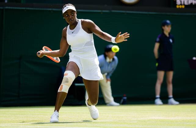 Mandatory Credit: Photo by Rob Prange Shutterstock (12193043dn) Sloane Stephens of the United States in action during her third-round match at the 2021 Wimbledon Championships Grand Slam tennis tournament Wimbledon Tennis Championships, Day 5, The All England Lawn Tennis and Croquet Club, London, UK - 02 Jul 2021 Wimbledon Tennis Championships, Day 5, The All England Lawn Tennis and Croquet Club, London, UK - 02 Jul 2021  Copyright: xRobxPrange Shutterstockx 12193043dn