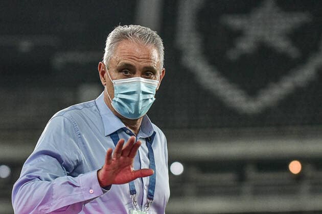 Futbol, Chile vs Brasil. Copa America Brasil 2021. El entrenador de Brasil Adenor Leonardo Bacchi es fotografiado durante el partido por Cuarto de Final de Copa America disputado en el estadio Nilton Santos en Rio de Janeiro, Brasil. 2 07 2021 Marcello Dias DiaEsportivo Photosport Football, Chile vs Brazil. Brazil Copa America Championship 2021. Brazil s manager Adenor Leonardo Bacchi, is pictured during the match for quarterfinal of Copa America Championship at Nilton Santos stadium in Rio of Janeiro, Brazil. 2 07 2021 Marcello Dias DiaEsportivo Photosport Chile vs Brasil, Copa America 2021