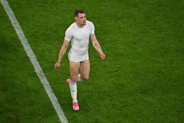 Schlussjubel Italien, Andrea BELOTTI (ITA) geht nur in Unterhose bekleidet vom Platz. Viertelfinale, Spiel M46, Belgien (BEL) - Italien (ITA) 1-2 am 02.07.2021,Arena Muenchen. Fussball EM 2020 vom 11.06.2021-11.07.2021. *** Final cheer Italy, Andrea BELOTTI ITA leaves the pitch dressed only in his underpants Quarterfinal, Match M46, Belgium BEL Italy ITA 1 2 on 02 07 2021,Arena Muenchen Football EM 2020 from 11 06 2021 11 07 2021