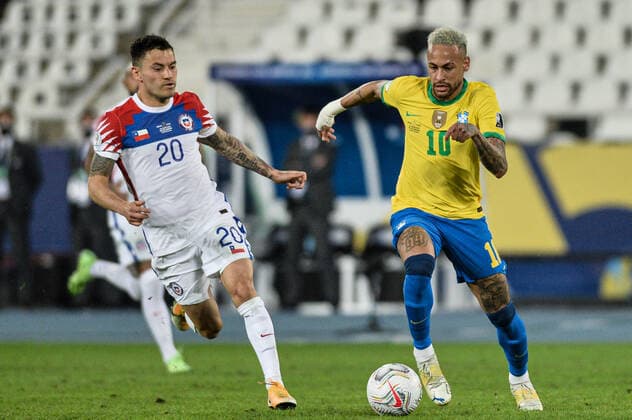 Chile x Brazil RIO DE JANEIRO, RJ - 02.07.2021: CHILE X BRAZIL - Neymar during Brazil x Chile, a match valid for the quarter finals of the Copa America 2021, held at the Nilton Santos Stadium, located in the city of Rio de Janeiro, RJ, this Friday (2nd). (Photo: Nayra Halm Fotoarena) x2087968x  NayraxHalm