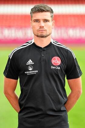 01.07.2021 - 1. FC Nuernberg FCN Club - Saison 2021 2022 - Fototermin Porträttermin - - Einzelbild Einzelfoto Portrait Porträt Kopfbild - Robert Klauß Klauss (Trainer Cheftrainer 1. FC Nürnberg FCN )
