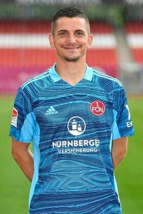 01.07.2021 - 1. FC Nuernberg FCN Club - Saison 2021 2022 - Fototermin Porträttermin - - Einzelbild Einzelfoto Portrait Porträt Kopfbild - Patric Klandt (1, 1. FC Nürnberg FCN )