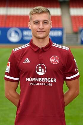 01.07.2021 - 1. FC Nuernberg FCN Club - Saison 2021 2022 - Fototermin Porträttermin - - Einzelbild Einzelfoto Portrait Porträt Kopfbild - Fabian Nürnberger Nuernberger (15, 1. FC Nürnberg FCN )