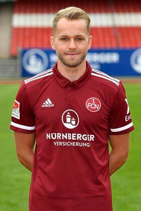 01.07.2021 - 1. FC Nuernberg FCN Club - Saison 2021 2022 - Fototermin Porträttermin - - Einzelbild Einzelfoto Portrait Porträt Kopfbild - Pascal Köpke Koepke (20, 1. FC Nürnberg FCN )