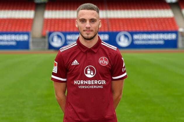01.07.2021 - 1. FC Nuernberg FCN Club - Saison 2021 2022 - Fototermin Porträttermin - - Einzelbild Einzelfoto Portrait Porträt Kopfbild - Tim Latteier (21, 1. FC Nürnberg FCN )