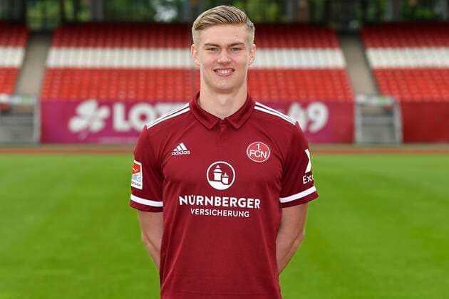 01.07.2021 - 1. FC Nuernberg FCN Club - Saison 2021 2022 - Fototermin Porträttermin - - Einzelbild Einzelfoto Portrait Porträt Kopfbild - Noel Knothe (35, 1. FC Nürnberg FCN )