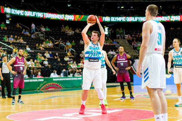 KOWNO, ZALGIRIO ARENA 03.07.2021 KWALIFIKACJE OLIMPIJSKIE TOKYO 2020 FIBA OLYMPIC QUALIFYING TOURNAMENT 2020 POLFINAL SEMIFINAL SLOWENIA - WENEZUELA SLOVENIA - VENEZUELA NZ LUKA DONCIC (77) Pawel Pietranik NEWSPIX.pl --- Newspix.pl  PIETRANIK030721_032